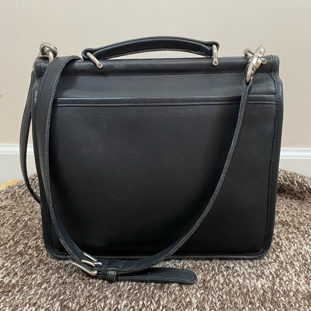 Vintage Coach Willis Black Leather Crossbody Bag w/Nickel Hardware - Picture 3 of 8